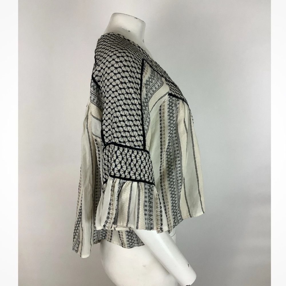 Free People Sz M Boho Cropped Swing Hem Festival Western Look Top Black White - Picture 3 of 7